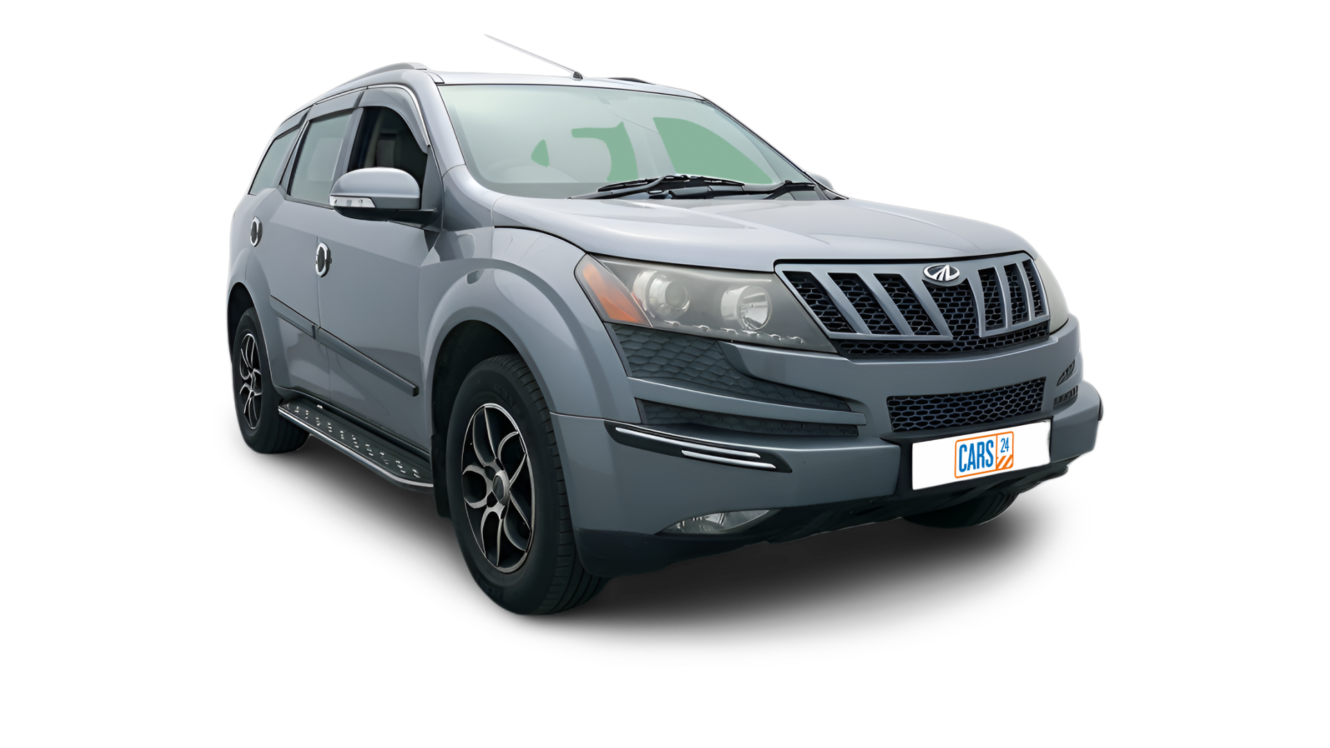 Mahindra XUV500-img